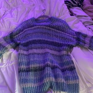 American Eagle sweater